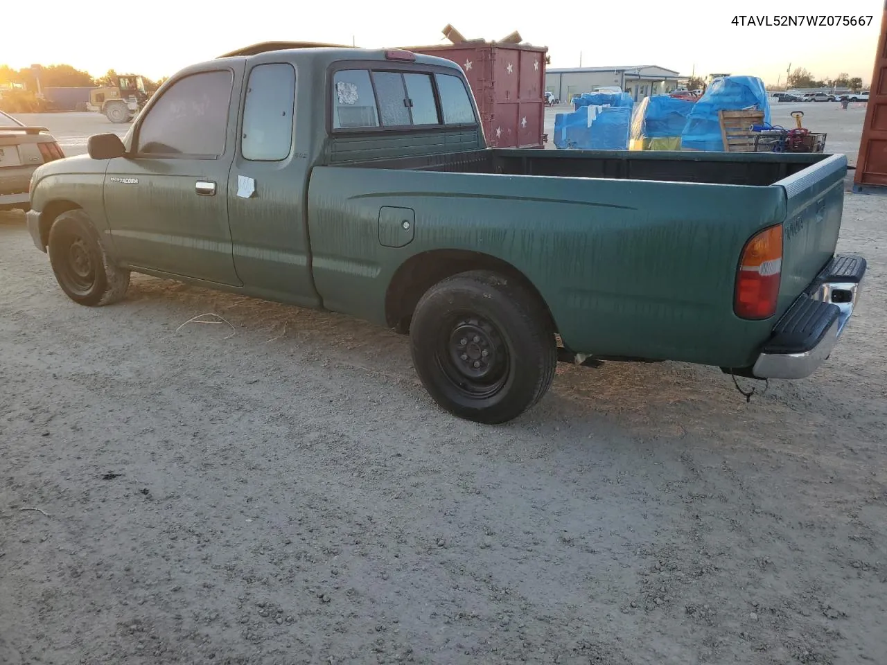 1998 Toyota Tacoma Xtracab VIN: 4TAVL52N7WZ075667 Lot: 79244584