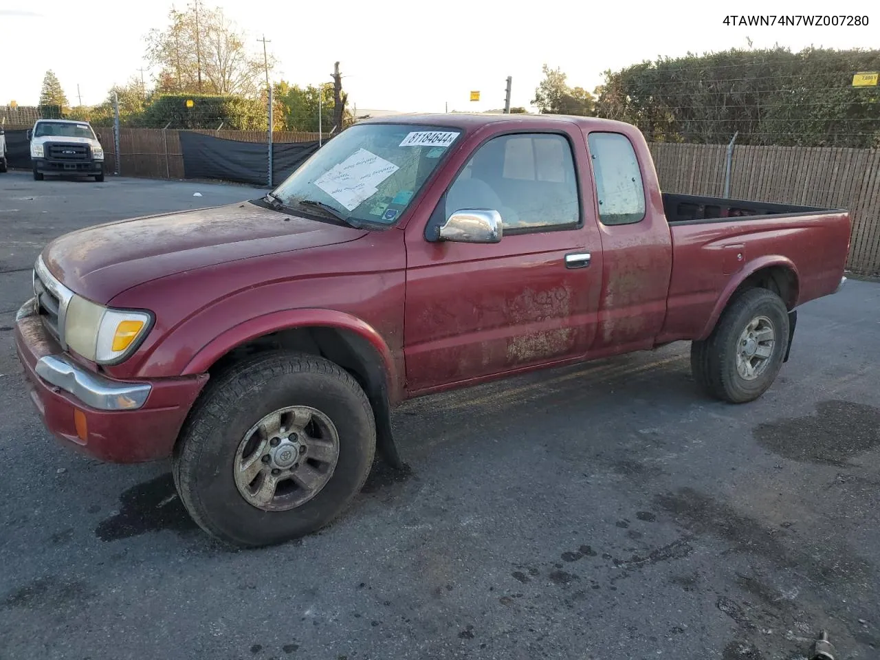 1998 Toyota Tacoma Xtracab Limited VIN: 4TAWN74N7WZ007280 Lot: 81184644