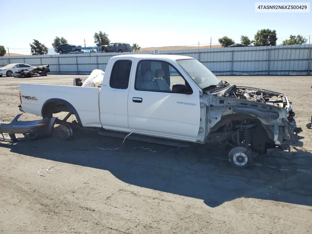 1999 Toyota Tacoma Xtracab Prerunner VIN: 4TASN92N6XZ500429 Lot: 72424404