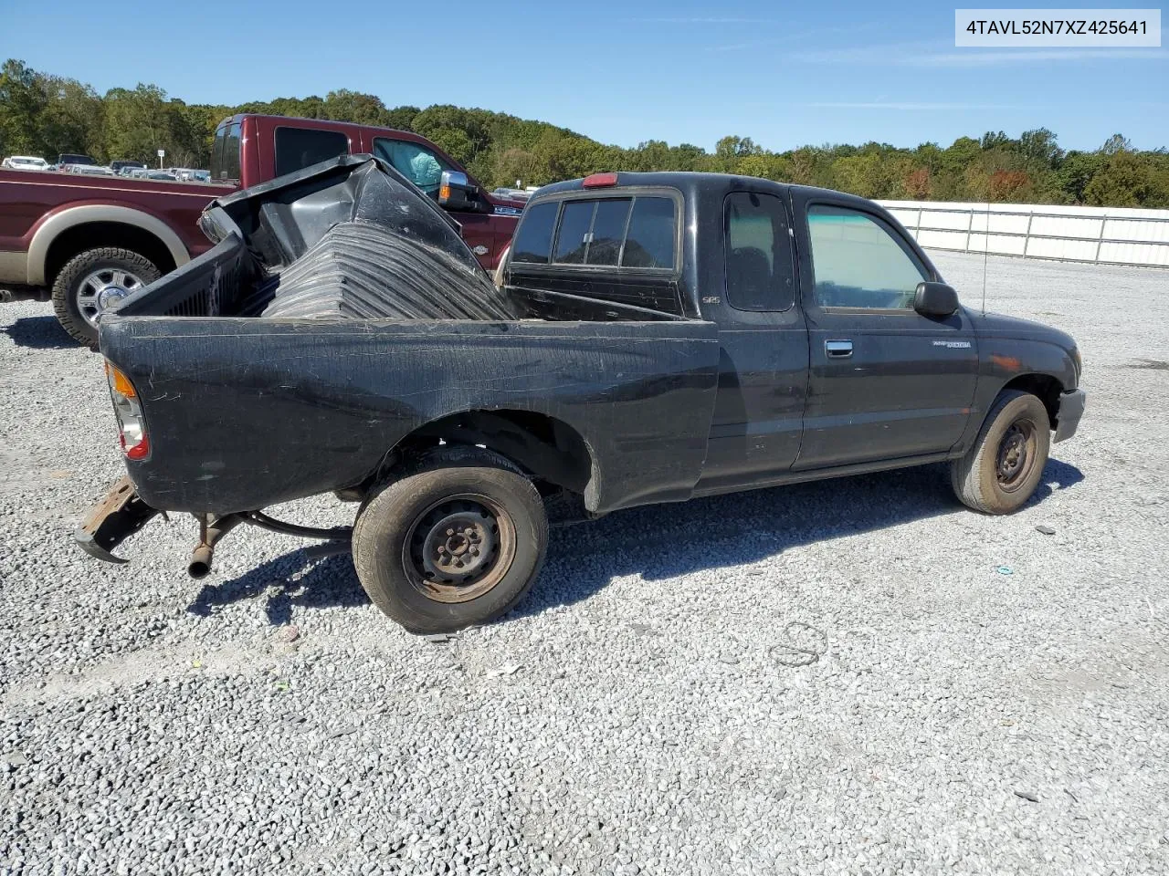 1999 Toyota Tacoma Xtracab VIN: 4TAVL52N7XZ425641 Lot: 72959954