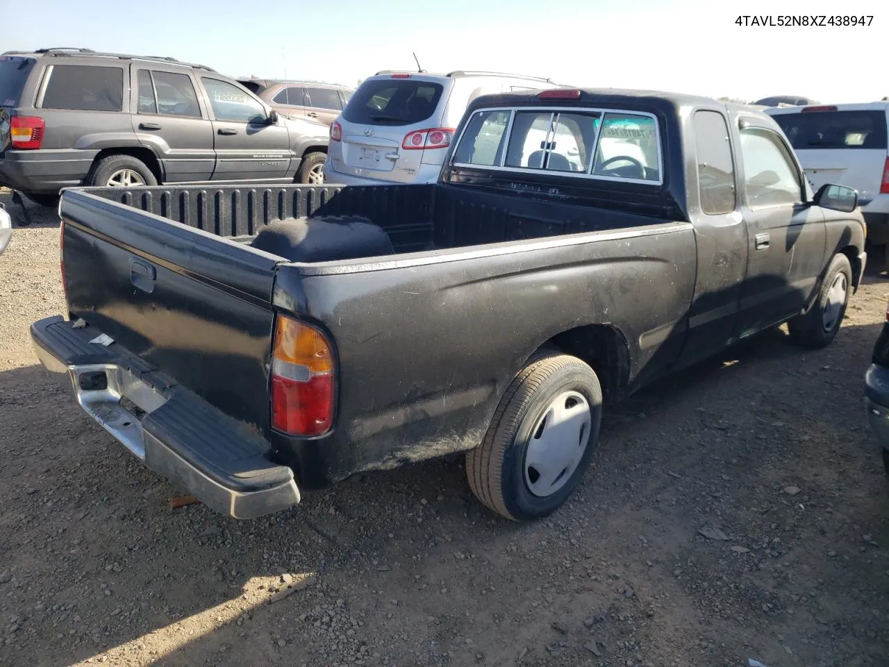 1999 Toyota Tacoma Xtracab VIN: 4TAVL52N8XZ438947 Lot: 74913714