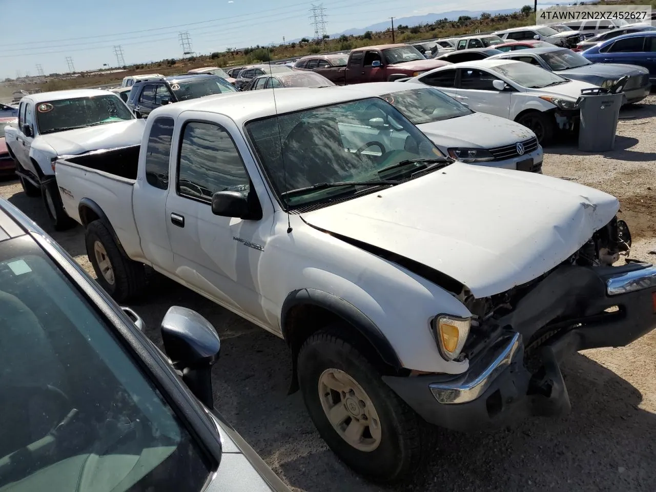 1999 Toyota Tacoma Xtracab VIN: 4TAWN72N2XZ452627 Lot: 76195554