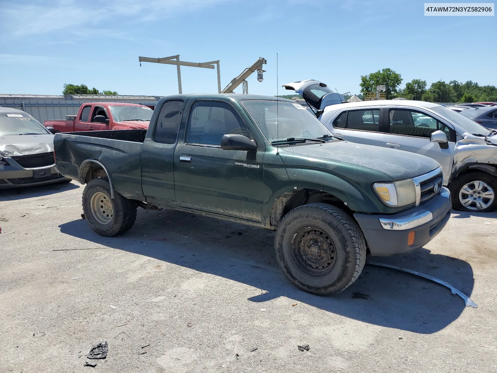 4TAWM72N3YZ582906 2000 Toyota Tacoma Xtracab