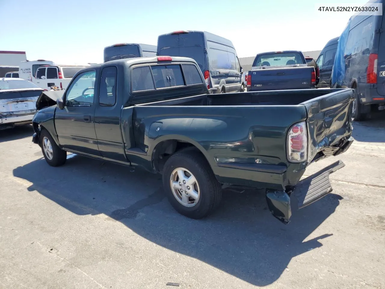 2000 Toyota Tacoma Xtracab VIN: 4TAVL52N2YZ633024 Lot: 63218684