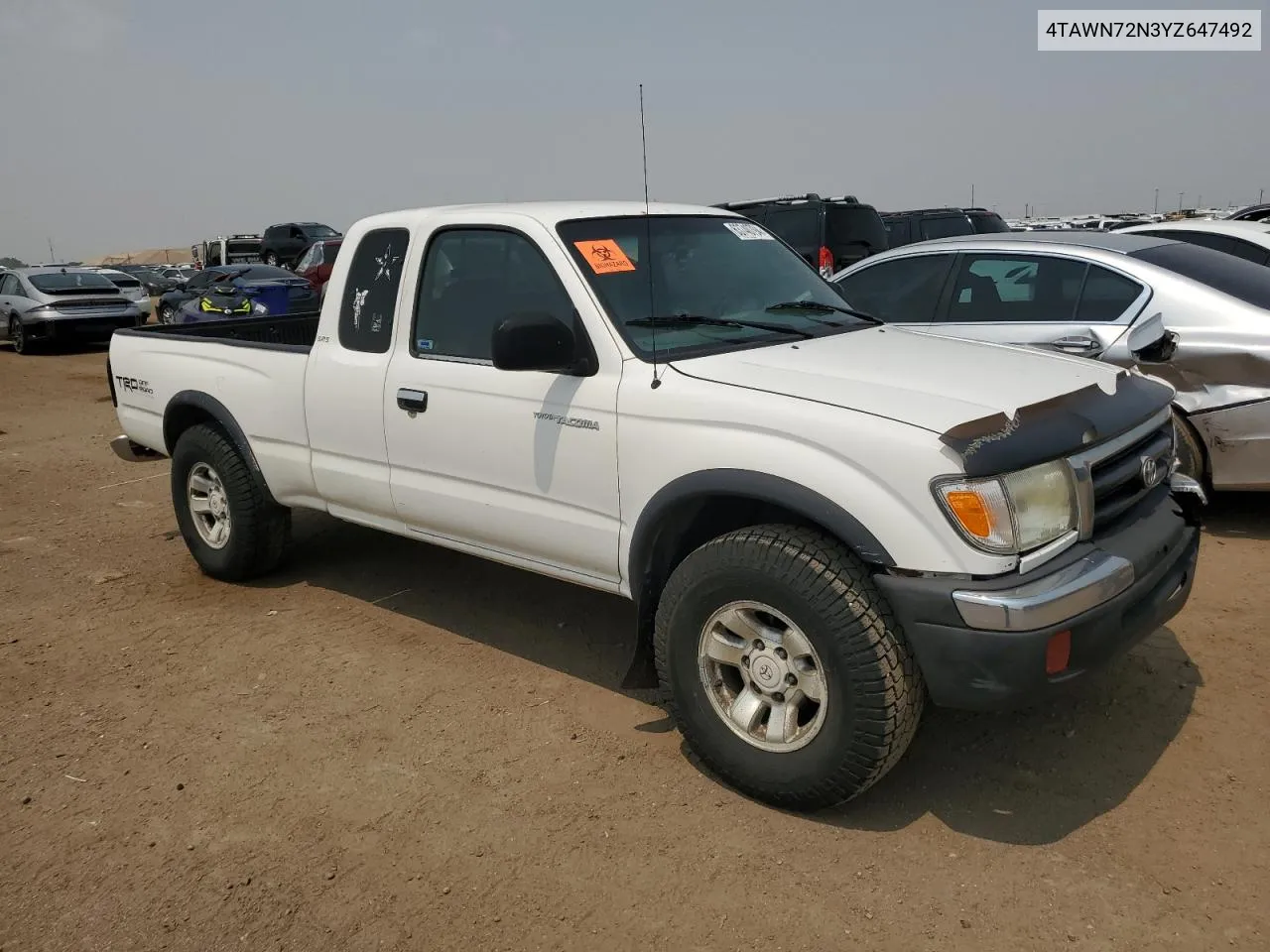 2000 Toyota Tacoma Xtracab VIN: 4TAWN72N3YZ647492 Lot: 63740794