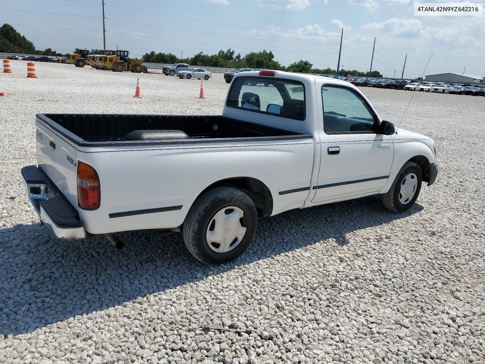 2000 Toyota Tacoma VIN: 4TANL42N9YZ642216 Lot: 66192194