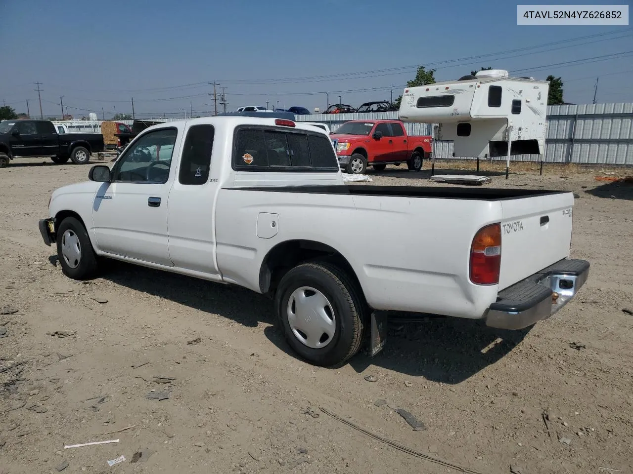 2000 Toyota Tacoma Xtracab VIN: 4TAVL52N4YZ626852 Lot: 70377074