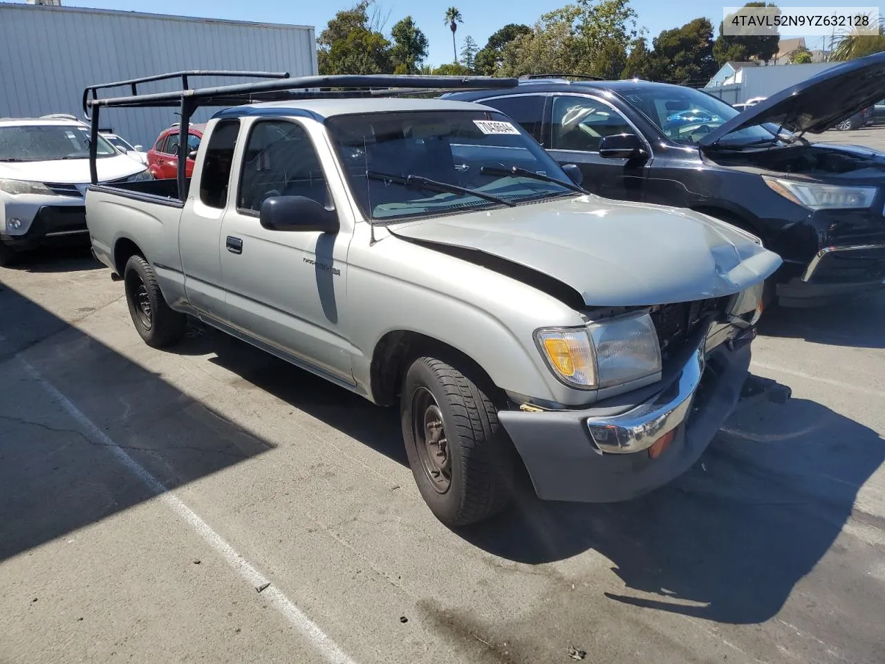 2000 Toyota Tacoma Xtracab VIN: 4TAVL52N9YZ632128 Lot: 70436544