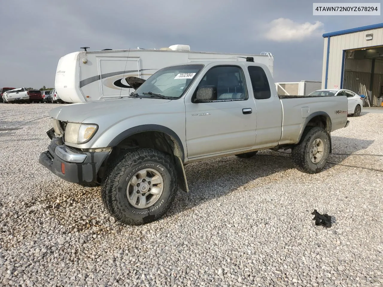 2000 Toyota Tacoma Xtracab VIN: 4TAWN72N0YZ678294 Lot: 70532984