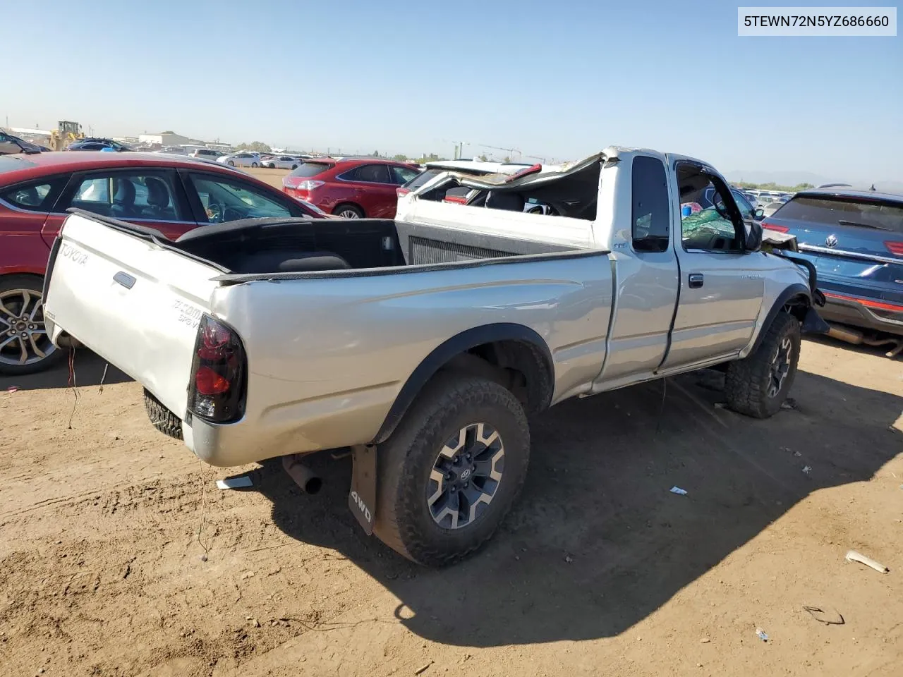 2000 Toyota Tacoma Xtracab VIN: 5TEWN72N5YZ686660 Lot: 72356544