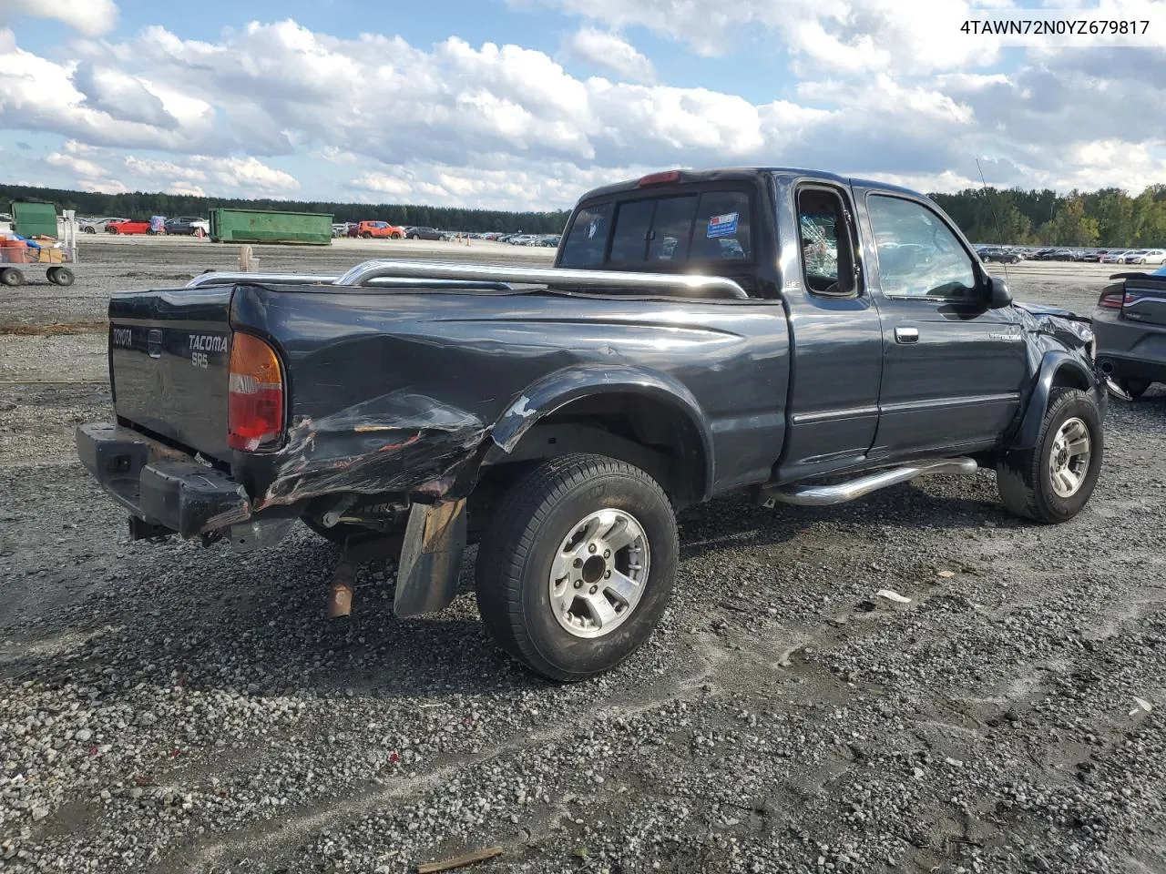 2000 Toyota Tacoma Xtracab VIN: 4TAWN72N0YZ679817 Lot: 73039854