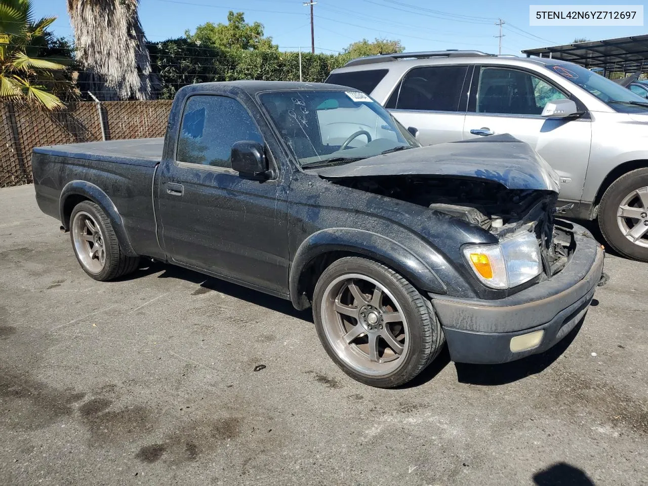 2000 Toyota Tacoma VIN: 5TENL42N6YZ712697 Lot: 73203484