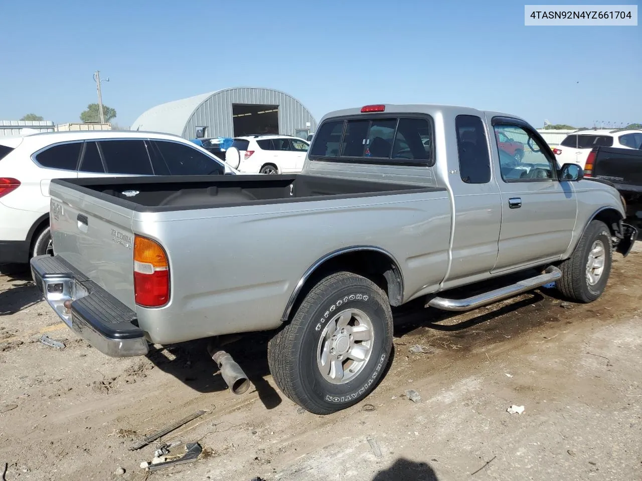 2000 Toyota Tacoma Xtracab Prerunner VIN: 4TASN92N4YZ661704 Lot: 73650654