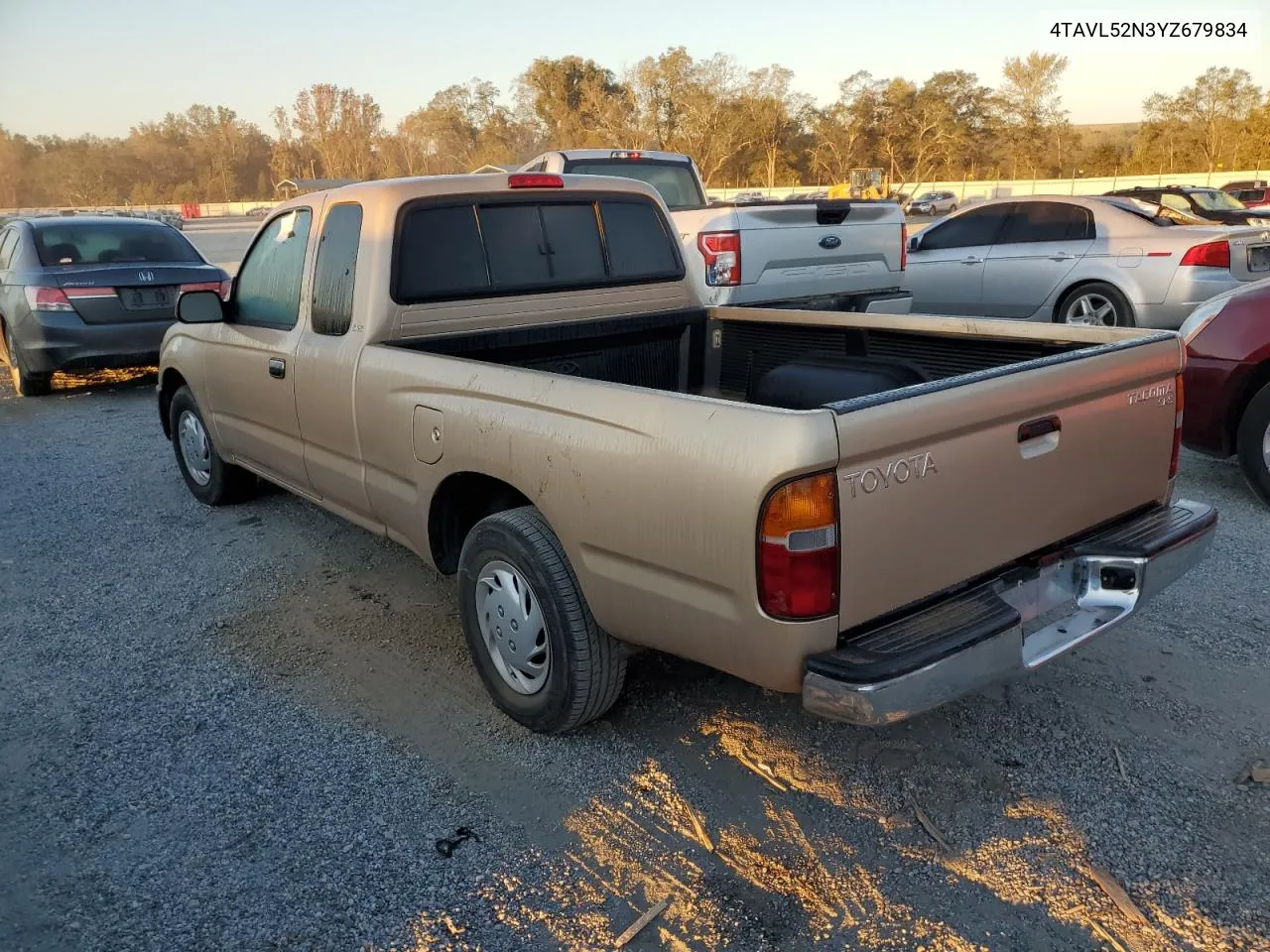 2000 Toyota Tacoma Xtracab VIN: 4TAVL52N3YZ679834 Lot: 74009634