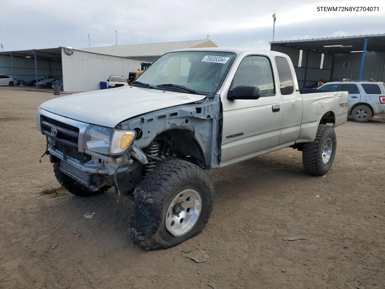 2000 Toyota Tacoma Xtracab VIN: 5TEWM72N8YZ704071 Lot: 75035334