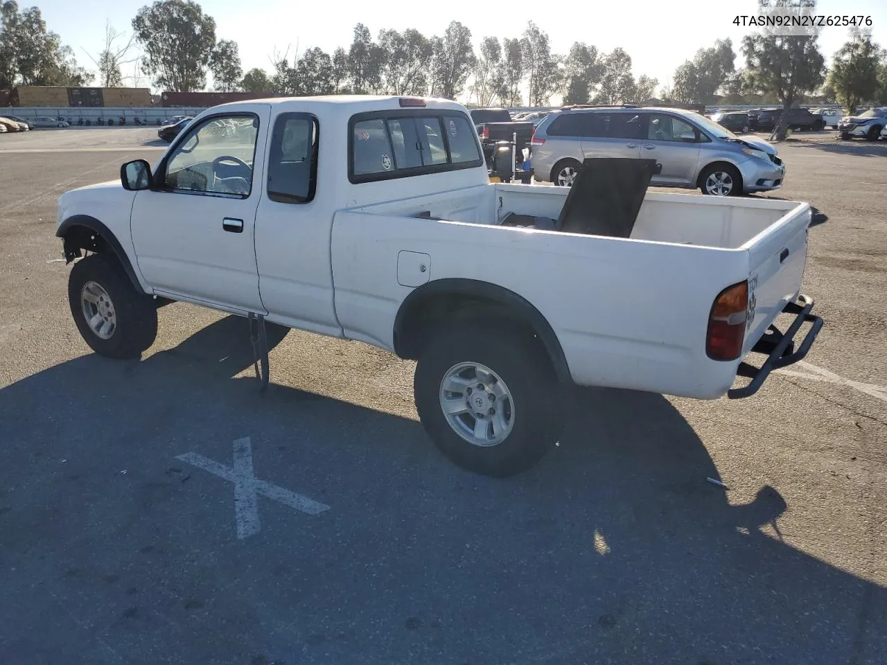 2000 Toyota Tacoma Xtracab Prerunner VIN: 4TASN92N2YZ625476 Lot: 75904394