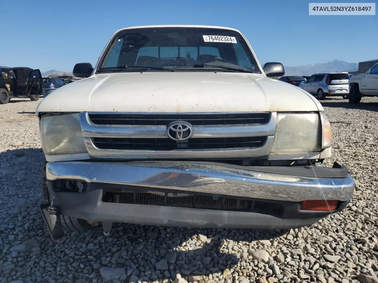 2000 Toyota Tacoma Xtracab VIN: 4TAVL52N3YZ618497 Lot: 76402324