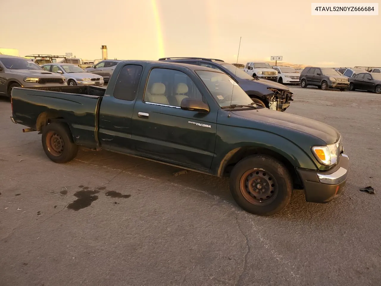 2000 Toyota Tacoma Xtracab VIN: 4TAVL52N0YZ666684 Lot: 76582434