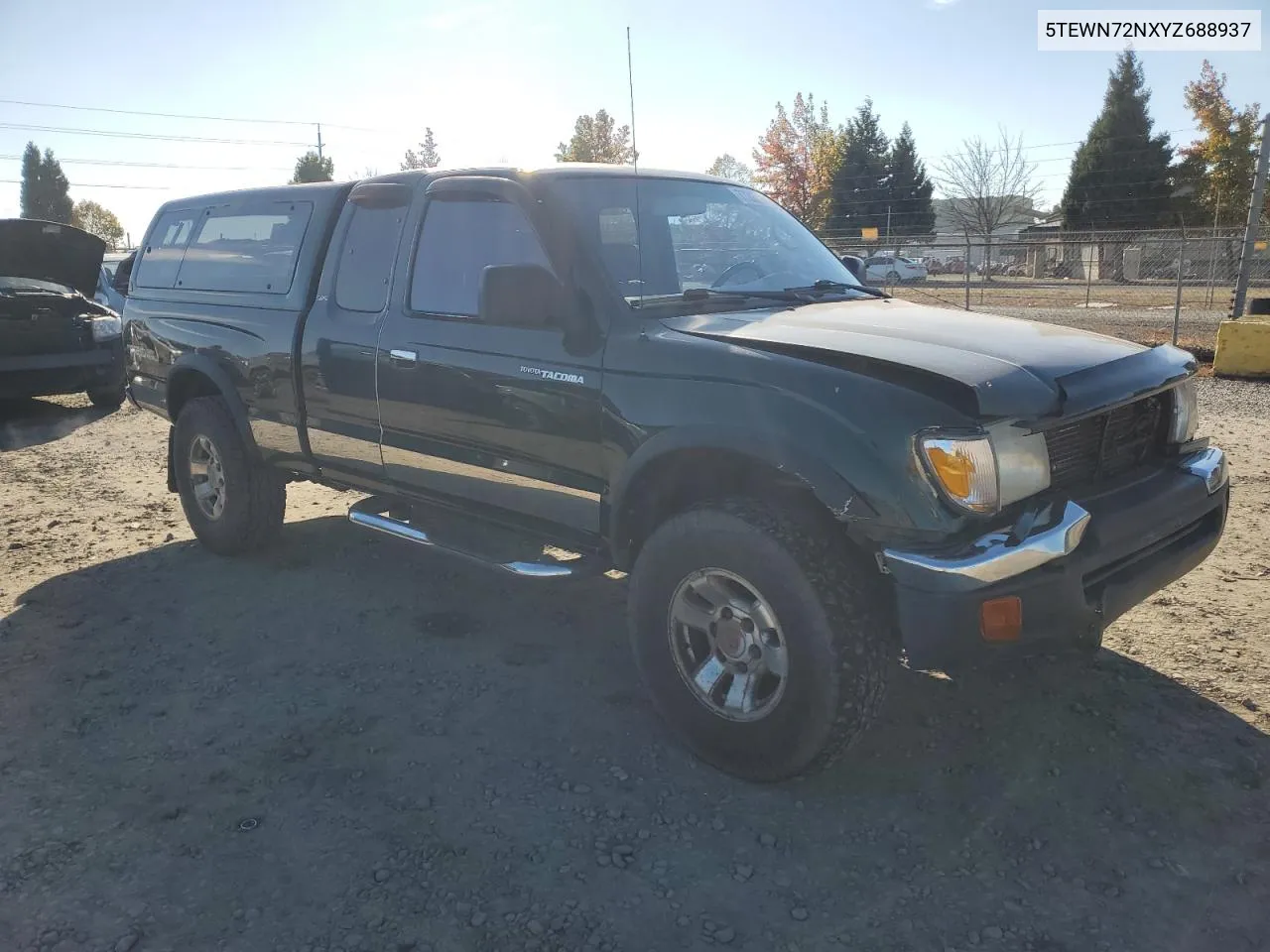 2000 Toyota Tacoma Xtracab VIN: 5TEWN72NXYZ688937 Lot: 77220464