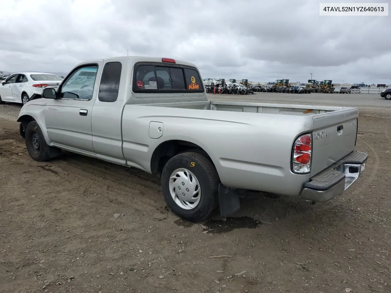 2000 Toyota Tacoma Xtracab VIN: 4TAVL52N1YZ640613 Lot: 78101394