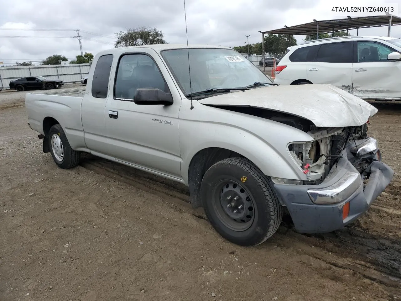 2000 Toyota Tacoma Xtracab VIN: 4TAVL52N1YZ640613 Lot: 78101394