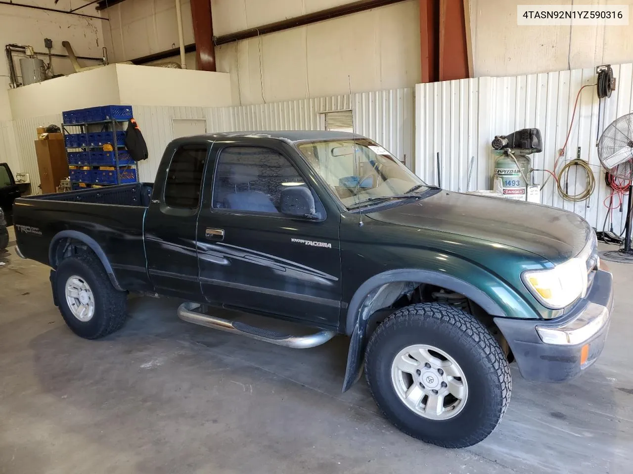 2000 Toyota Tacoma Xtracab Prerunner VIN: 4TASN92N1YZ590316 Lot: 81952744