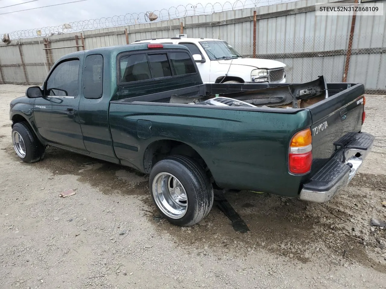 2001 Toyota Tacoma Xtracab VIN: 5TEVL52N31Z868109 Lot: 71624444