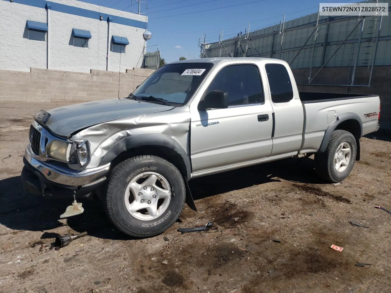 2001 Toyota Tacoma Xtracab VIN: 5TEWN72NX1Z828572 Lot: 74788404