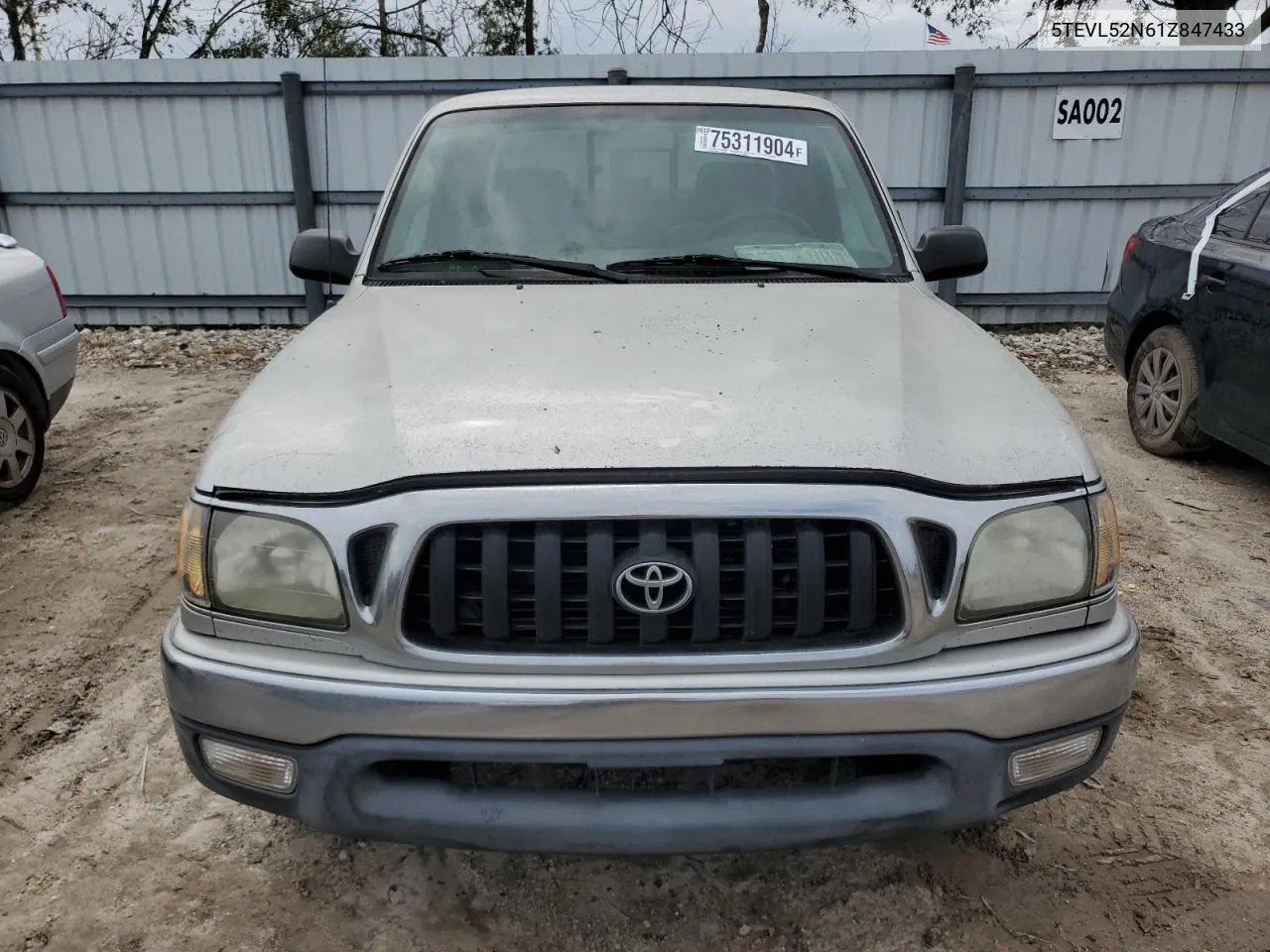 2001 Toyota Tacoma Xtracab VIN: 5TEVL52N61Z847433 Lot: 75311904