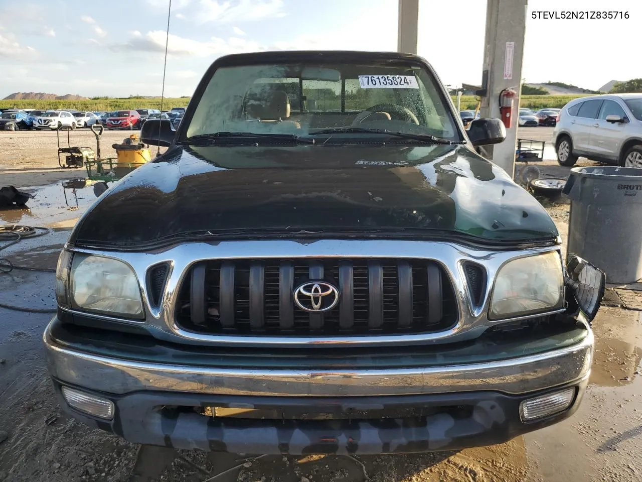 2001 Toyota Tacoma Xtracab VIN: 5TEVL52N21Z835716 Lot: 76135824