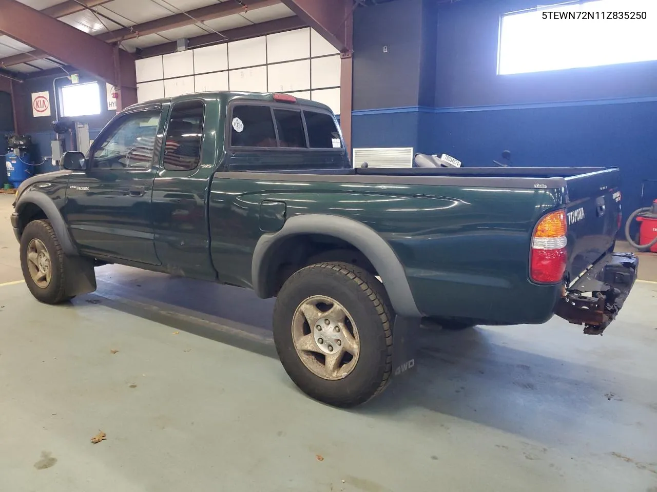 2001 Toyota Tacoma Xtracab VIN: 5TEWN72N11Z835250 Lot: 80610624