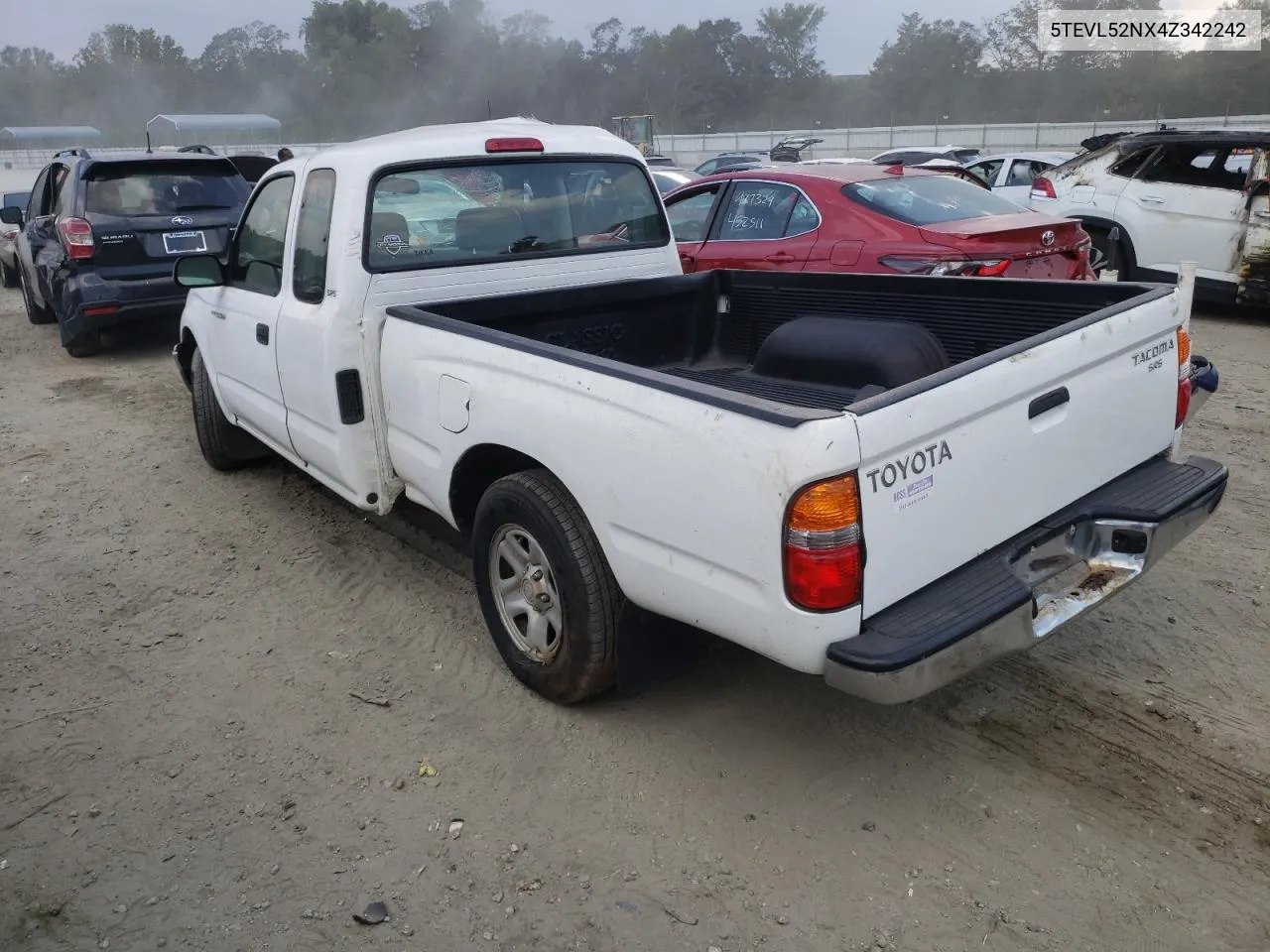 2004 Toyota Tacoma Xtracab VIN: 5TEVL52NX4Z342242 Lot: 69646254