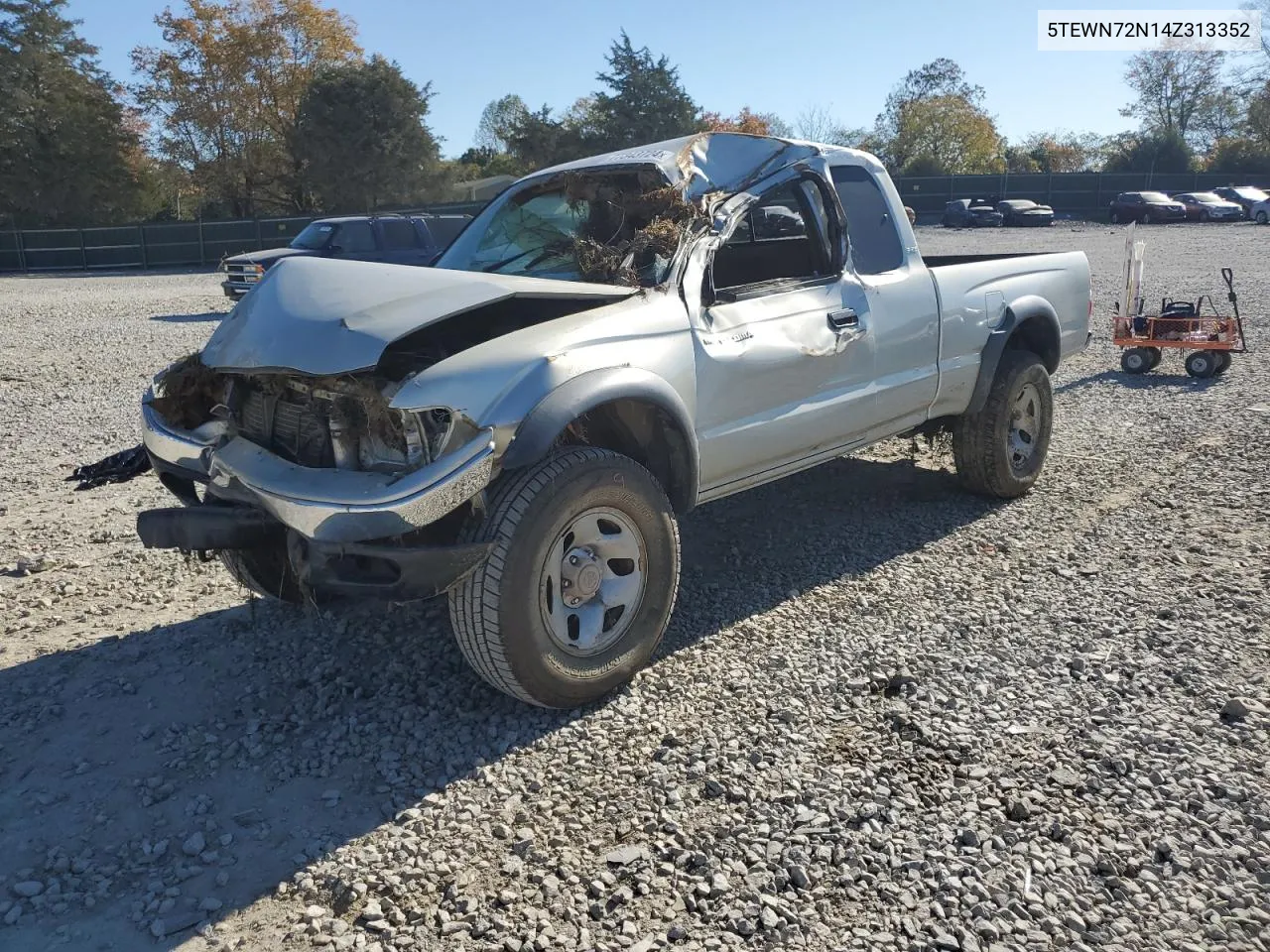 2004 Toyota Tacoma Xtracab VIN: 5TEWN72N14Z313352 Lot: 77343724