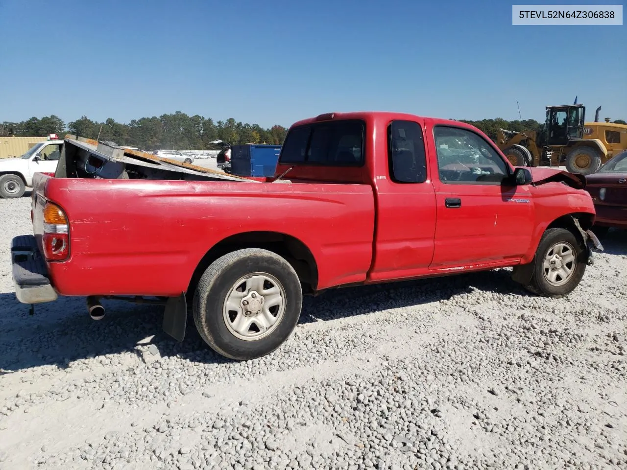 2004 Toyota Tacoma Xtracab VIN: 5TEVL52N64Z306838 Lot: 77681644