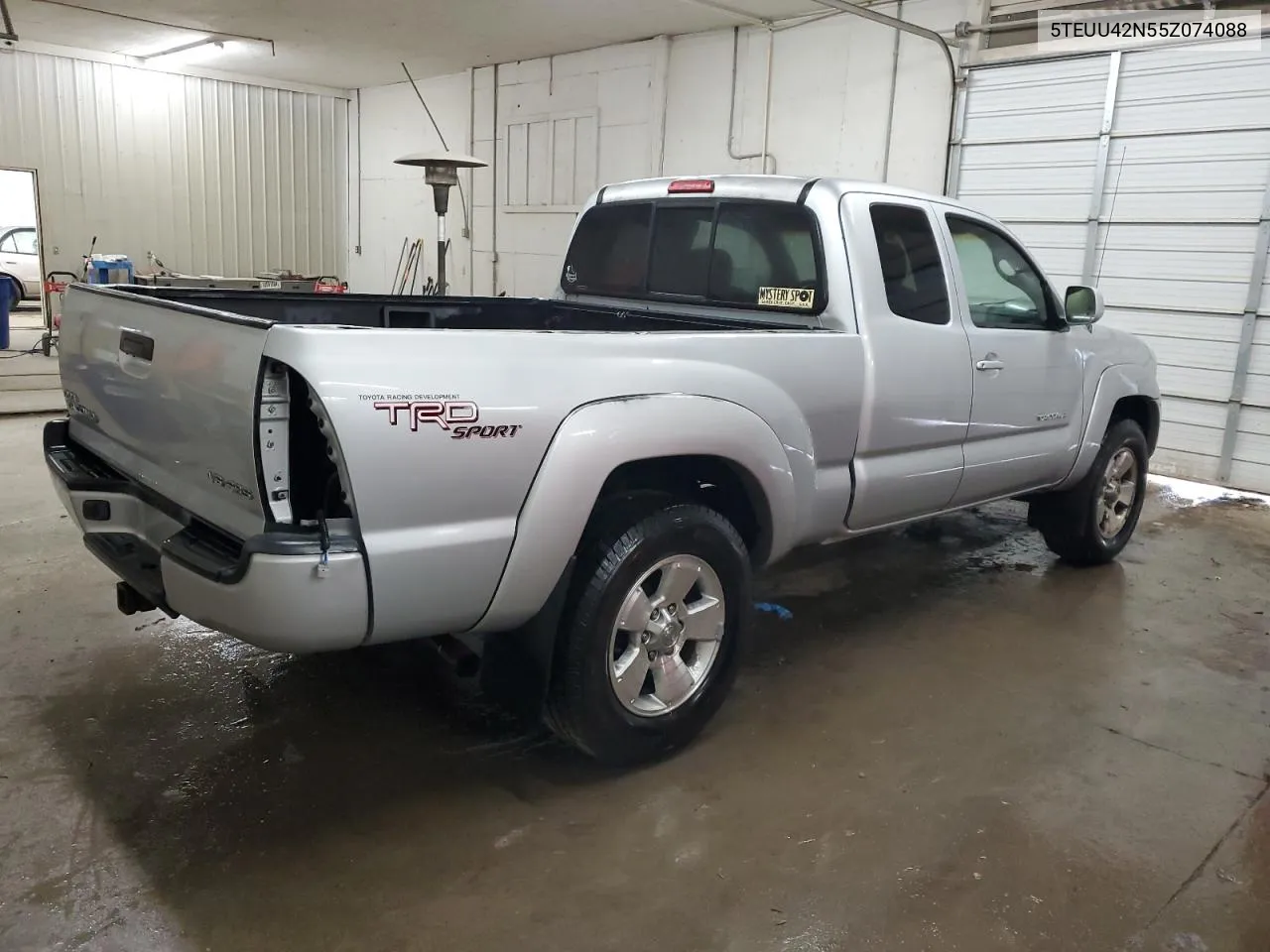 2005 Toyota Tacoma Access Cab VIN: 5TEUU42N55Z074088 Lot: 71359494