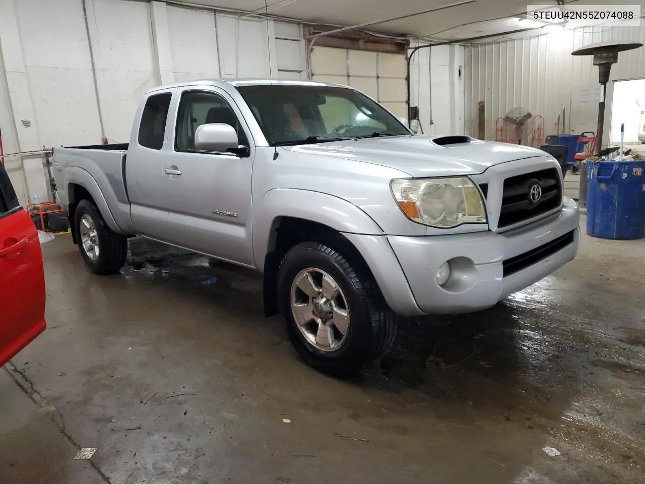 2005 Toyota Tacoma Access Cab VIN: 5TEUU42N55Z074088 Lot: 71359494