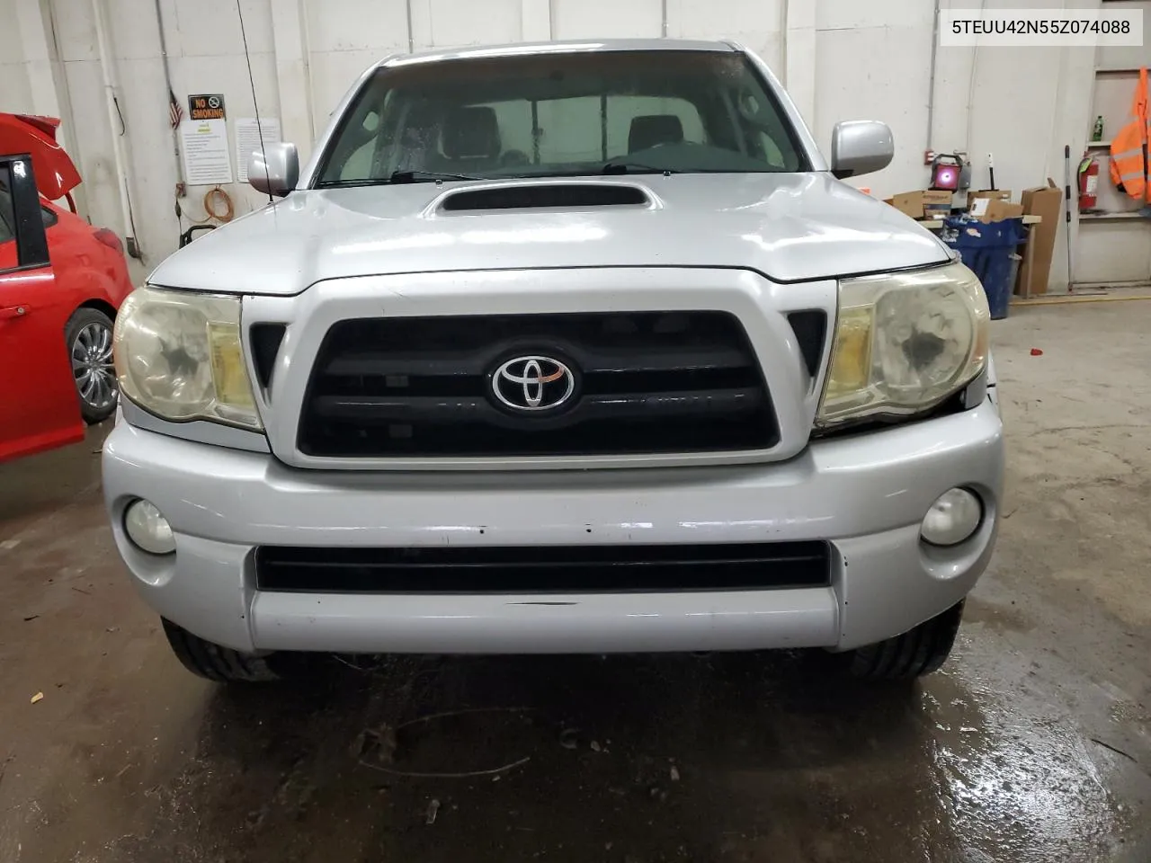 2005 Toyota Tacoma Access Cab VIN: 5TEUU42N55Z074088 Lot: 71359494