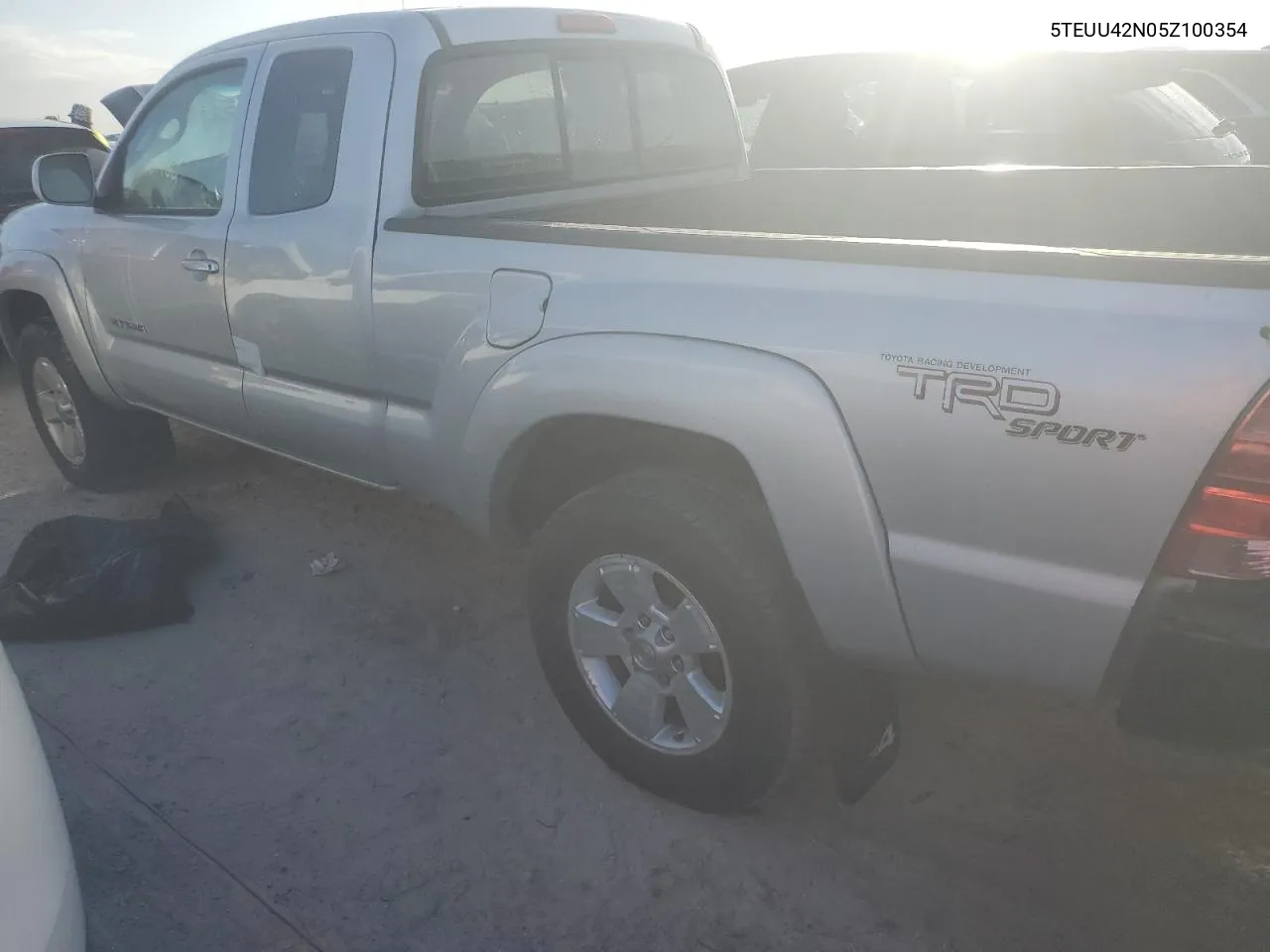 2005 Toyota Tacoma Access Cab VIN: 5TEUU42N05Z100354 Lot: 75355424