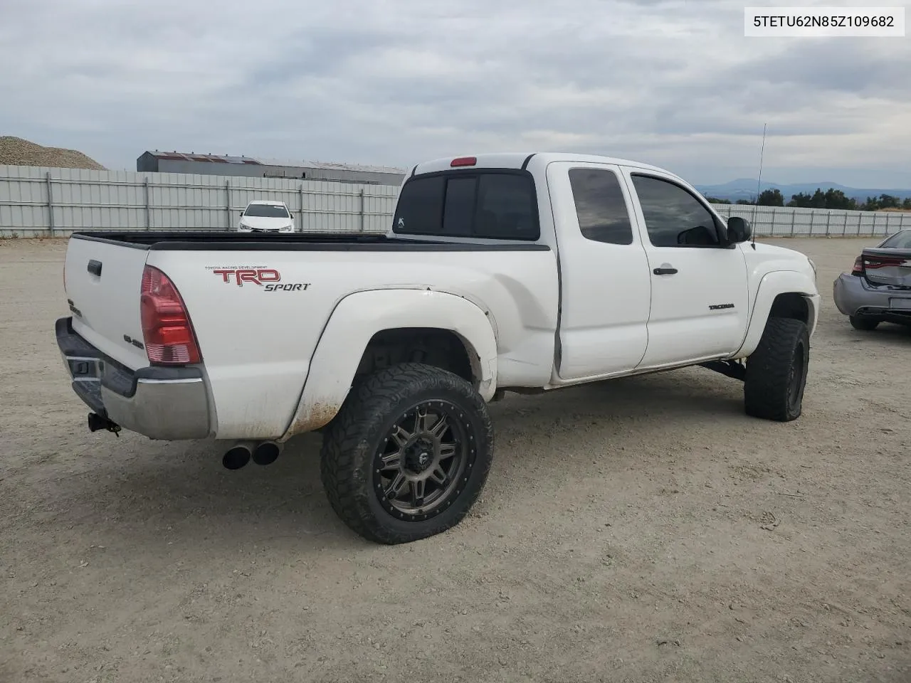 2005 Toyota Tacoma Prerunner Access Cab VIN: 5TETU62N85Z109682 Lot: 77447964