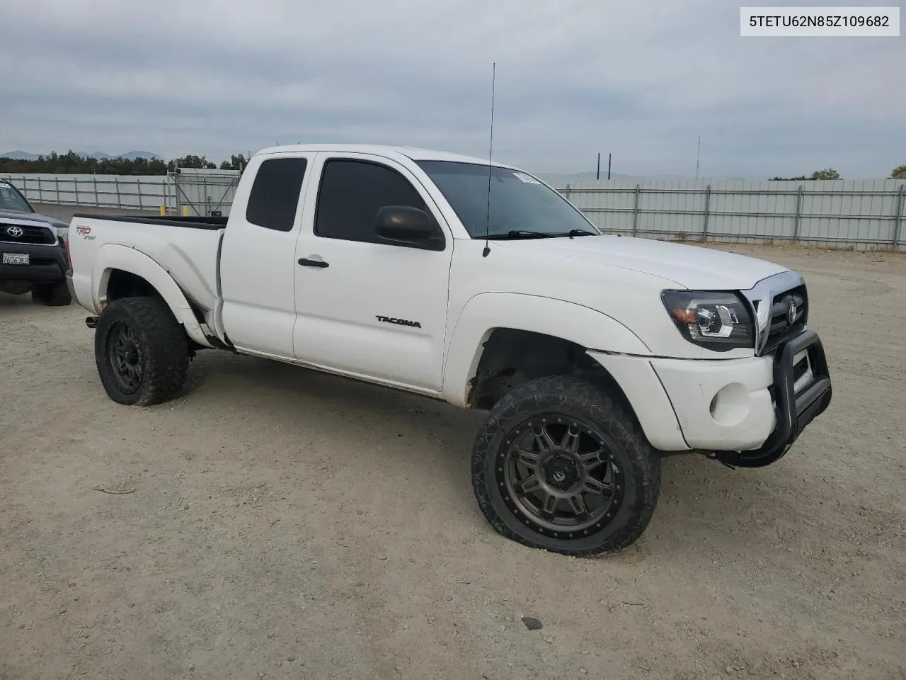 2005 Toyota Tacoma Prerunner Access Cab VIN: 5TETU62N85Z109682 Lot: 77447964