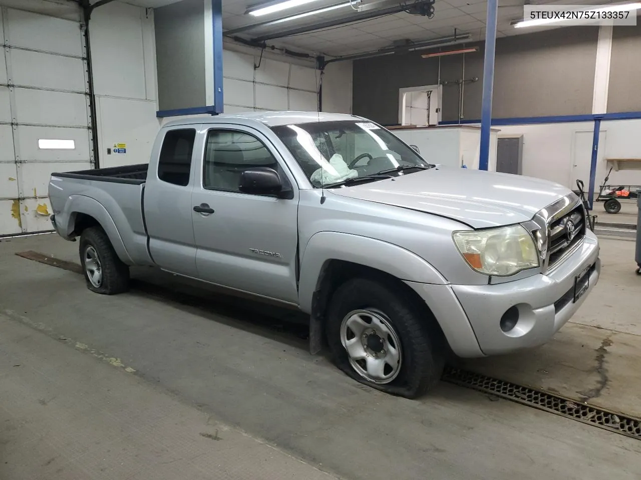 2005 Toyota Tacoma Access Cab VIN: 5TEUX42N75Z133357 Lot: 79927624