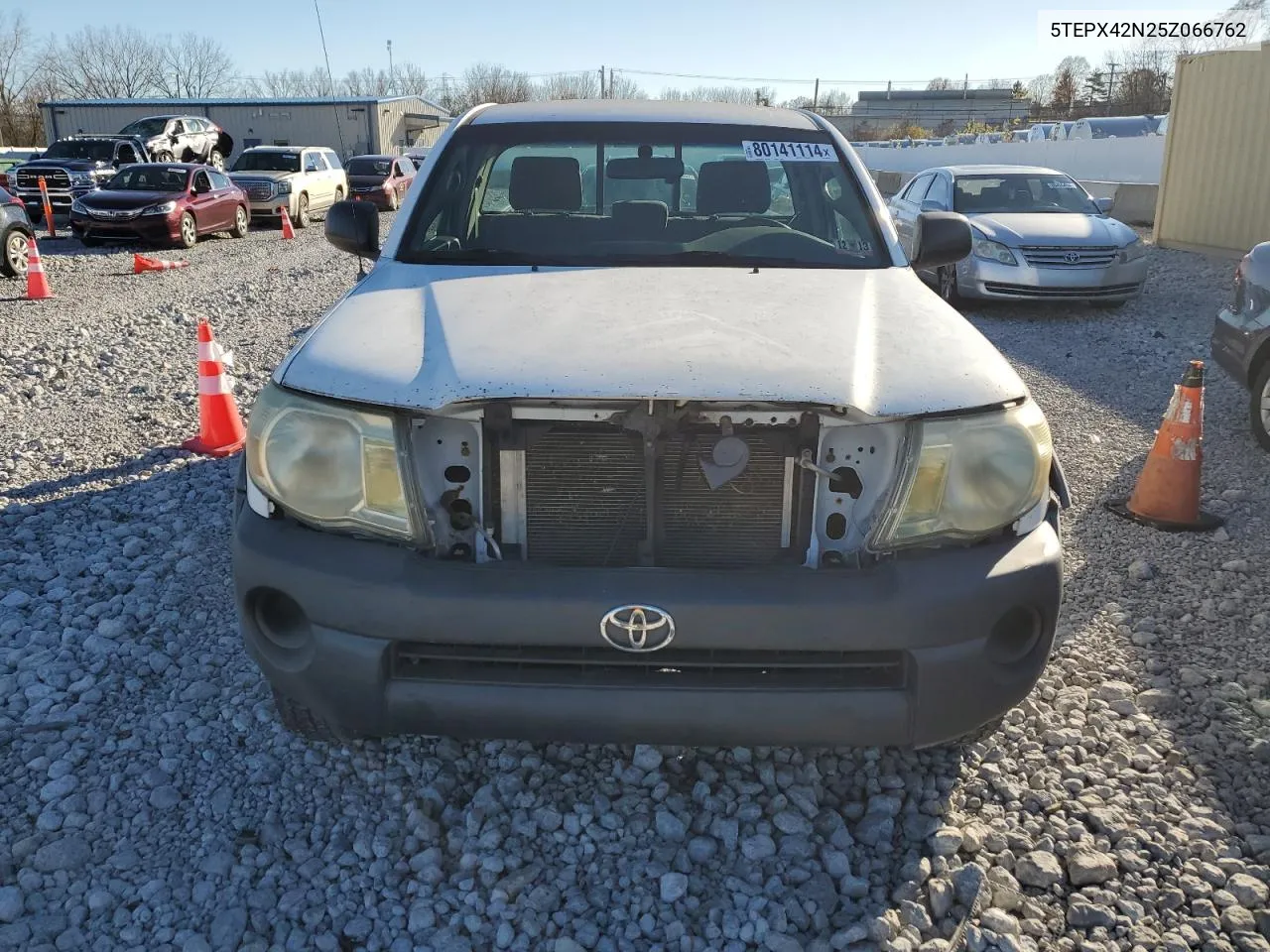 2005 Toyota Tacoma VIN: 5TEPX42N25Z066762 Lot: 80141114