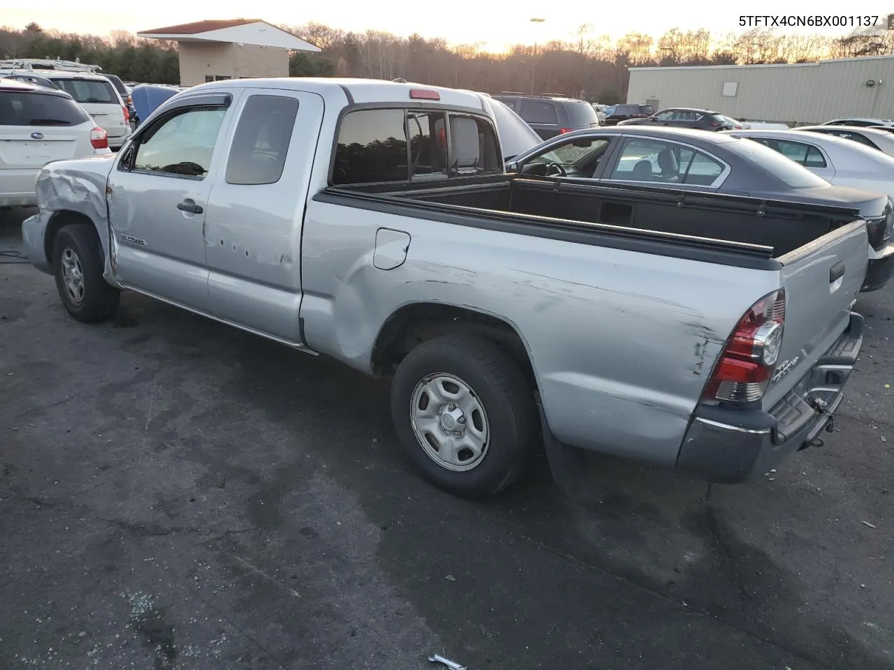 2011 Toyota Tacoma Access Cab VIN: 5TFTX4CN6BX001137 Lot: 81487744