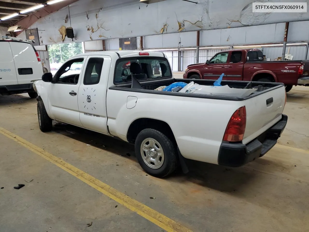 2015 Toyota Tacoma Access Cab VIN: 5TFTX4CN5FX060914 Lot: 70194604