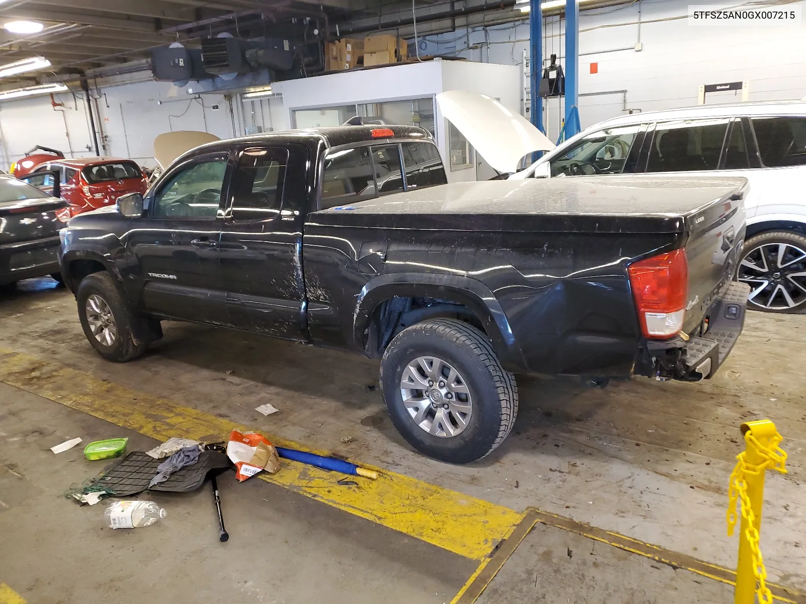 5TFSZ5AN0GX007215 2016 Toyota Tacoma Access Cab