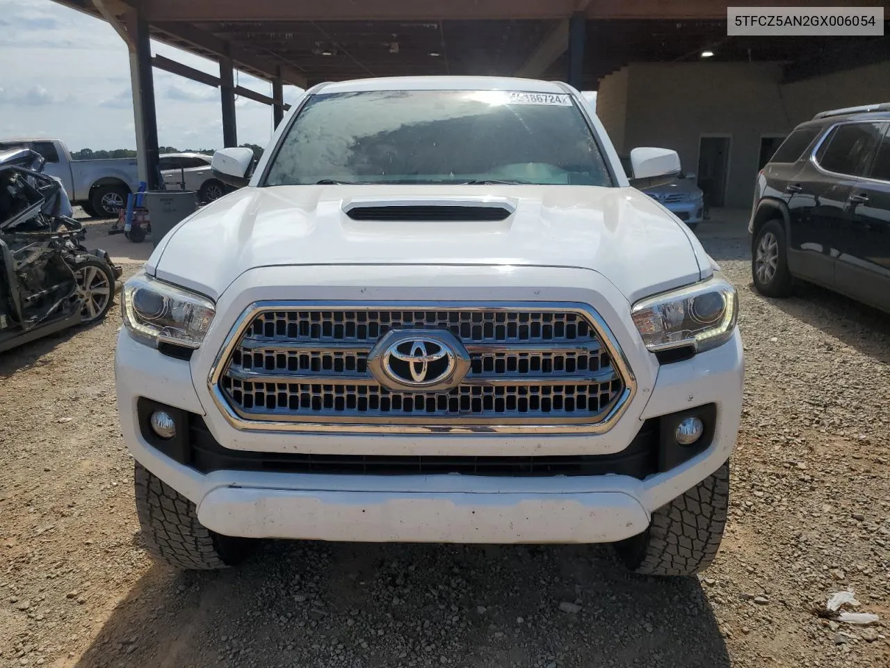 5TFCZ5AN2GX006054 2016 Toyota Tacoma Double Cab