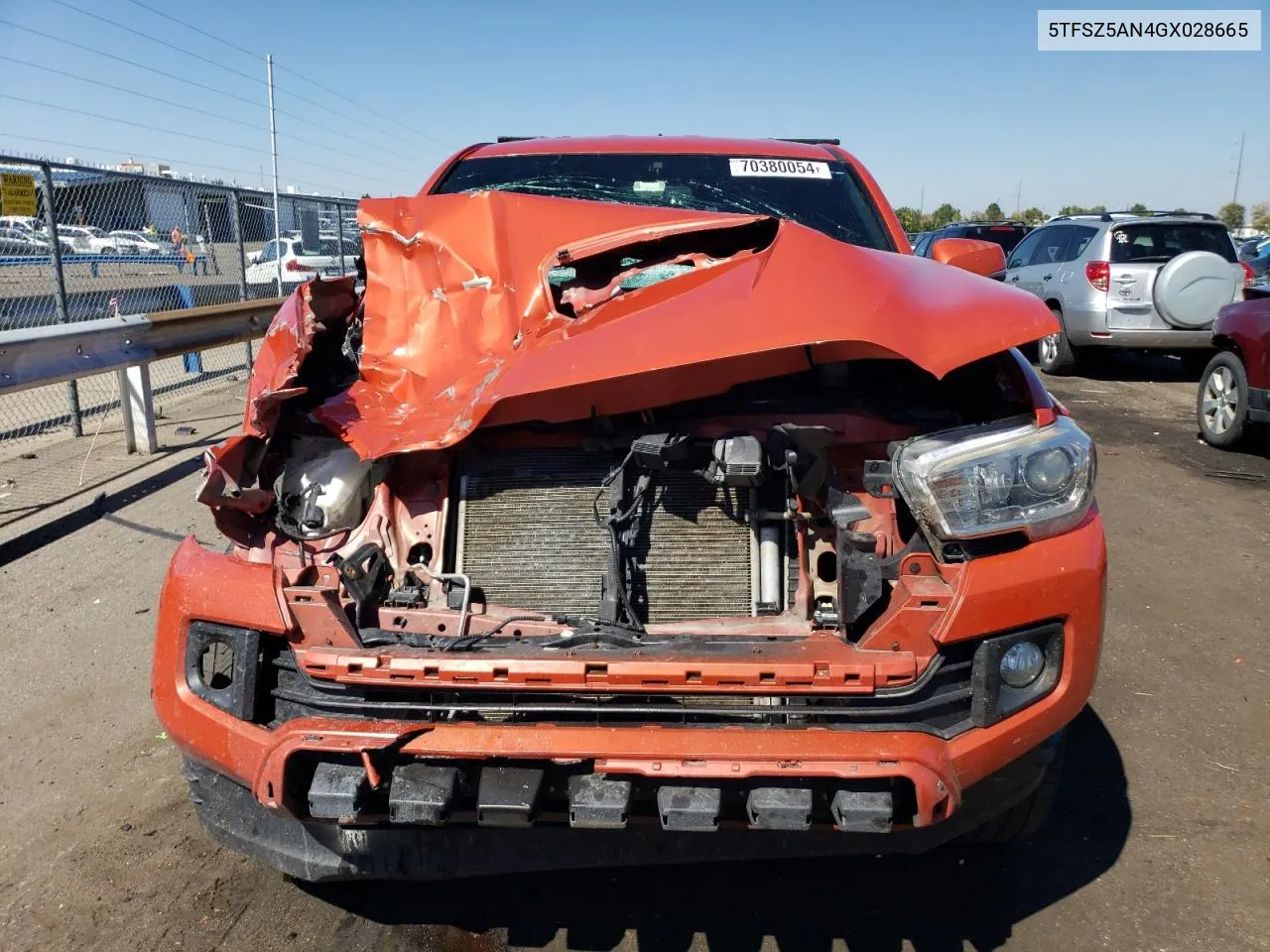 2016 Toyota Tacoma Access Cab VIN: 5TFSZ5AN4GX028665 Lot: 70380054