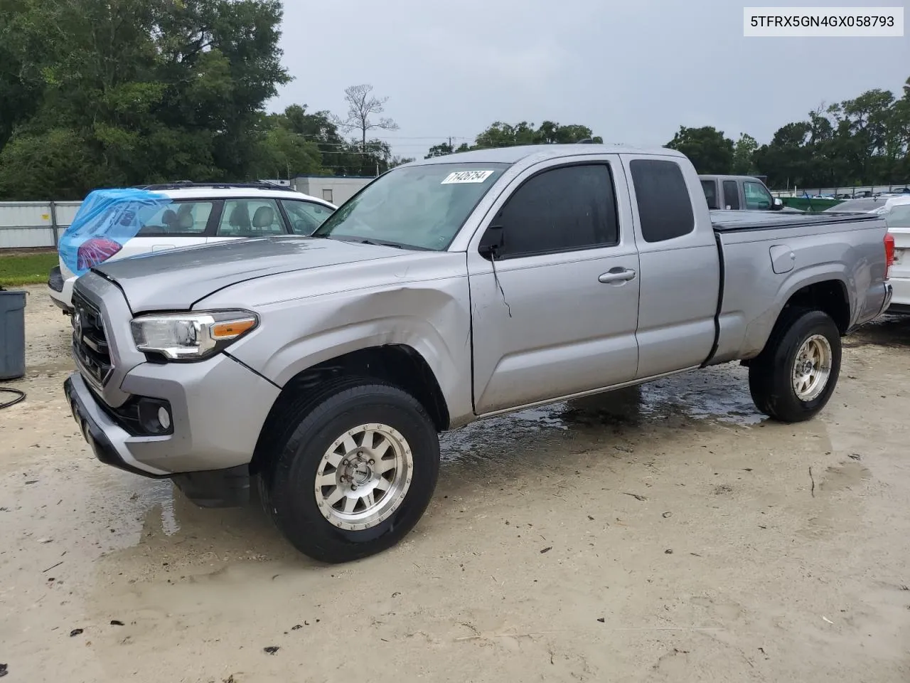 2016 Toyota Tacoma Access Cab VIN: 5TFRX5GN4GX058793 Lot: 71426754