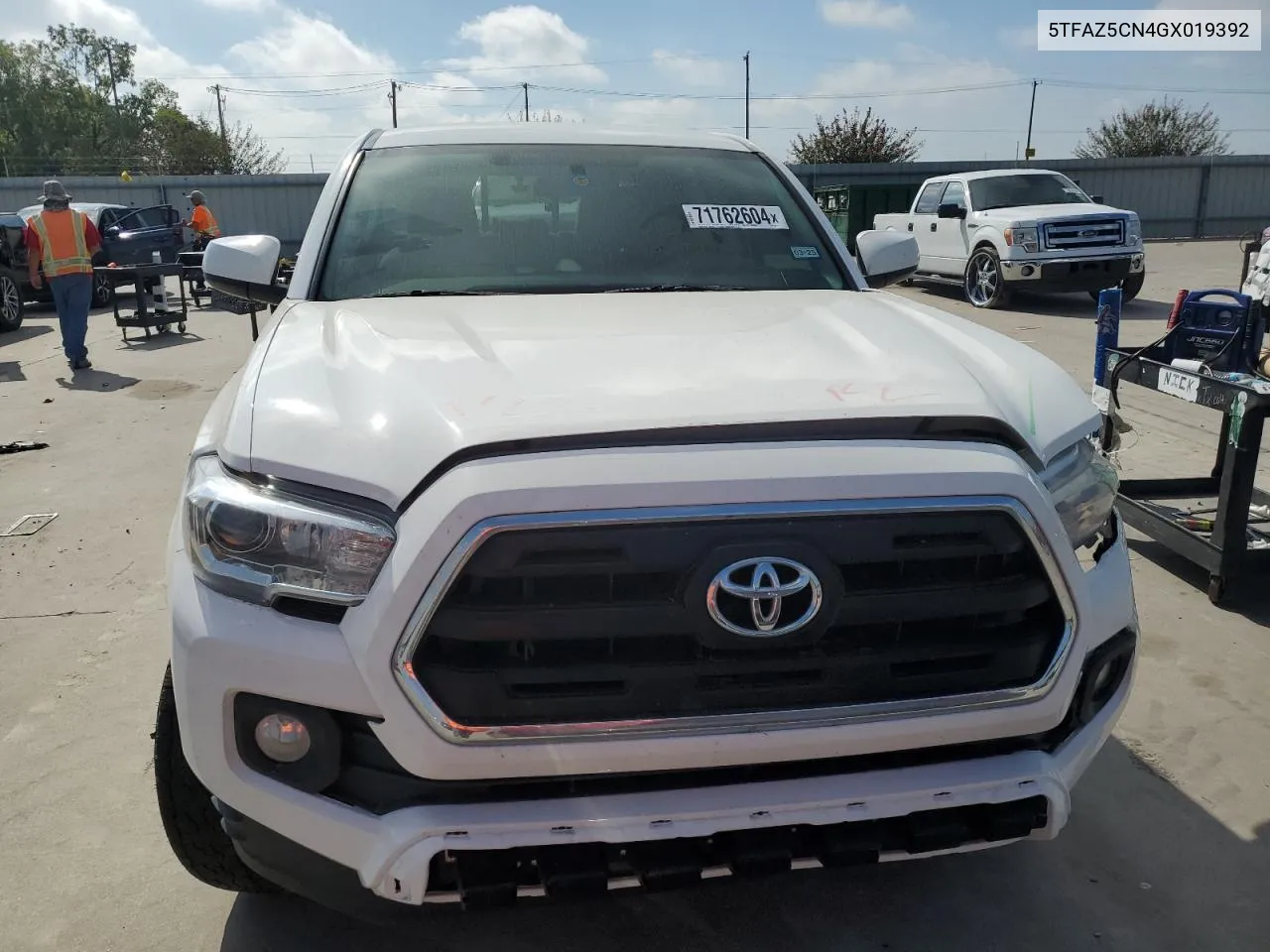 5TFAZ5CN4GX019392 2016 Toyota Tacoma Double Cab