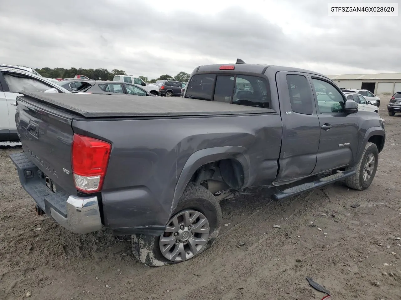 2016 Toyota Tacoma Access Cab VIN: 5TFSZ5AN4GX028620 Lot: 71838054